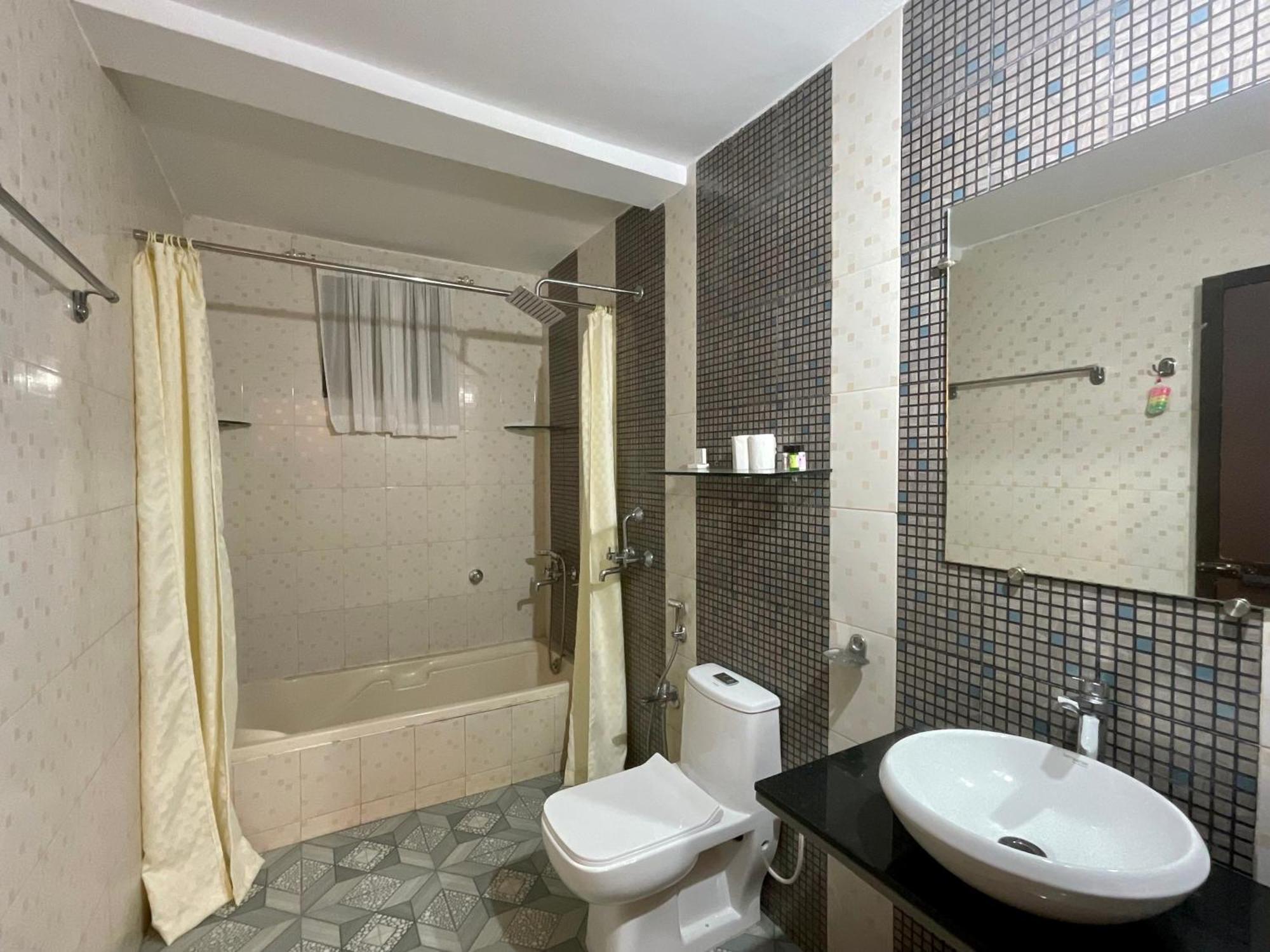 Nagas Hotel Satyavati מוריג'ים מראה חיצוני תמונה